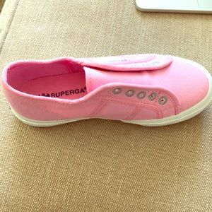 Kids pink Superga shoes